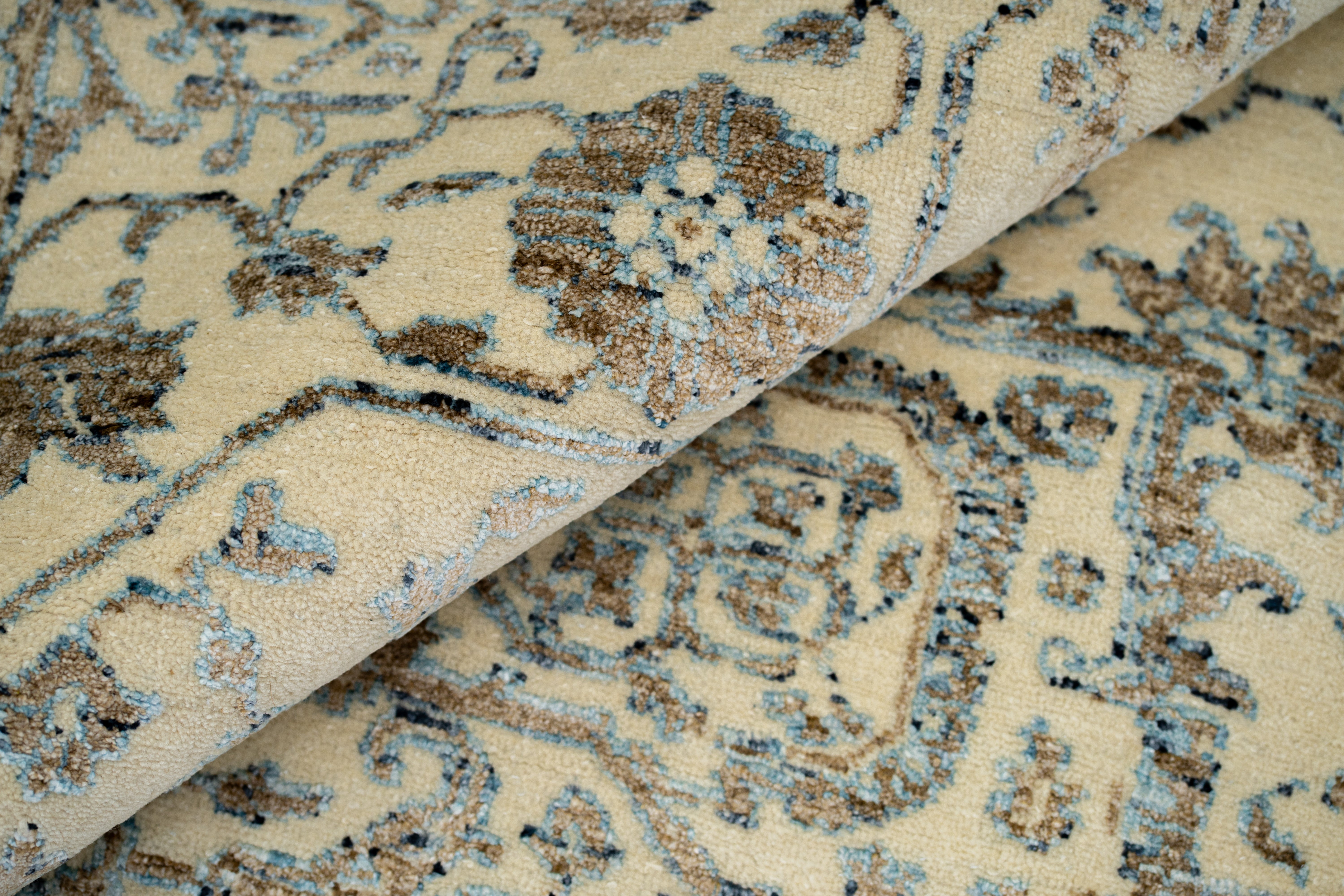 Handknotted Modern Carpet DIA- 2145
